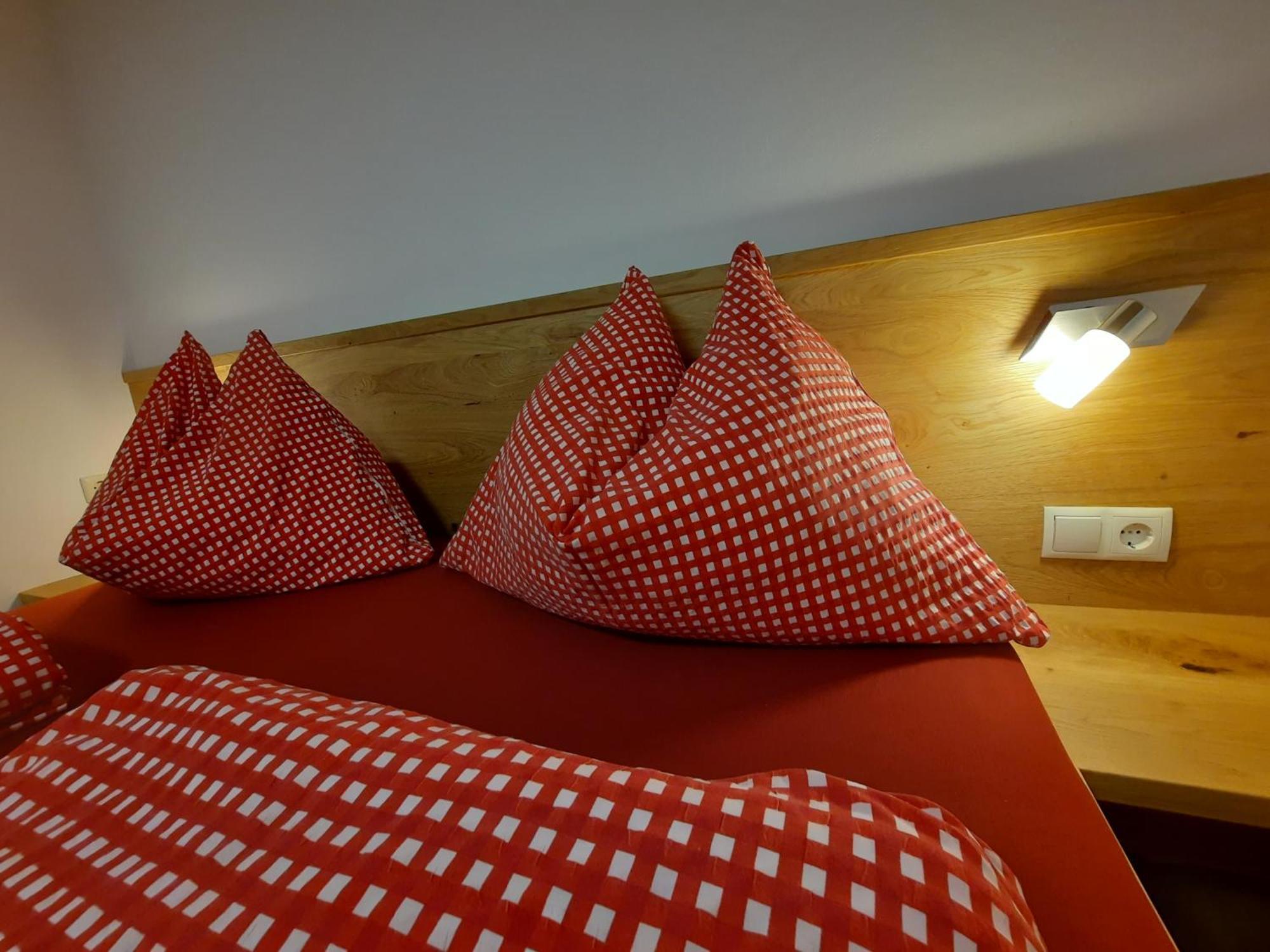 Haus Traninger Apartment ฟลาคเฮา ห้อง รูปภาพ