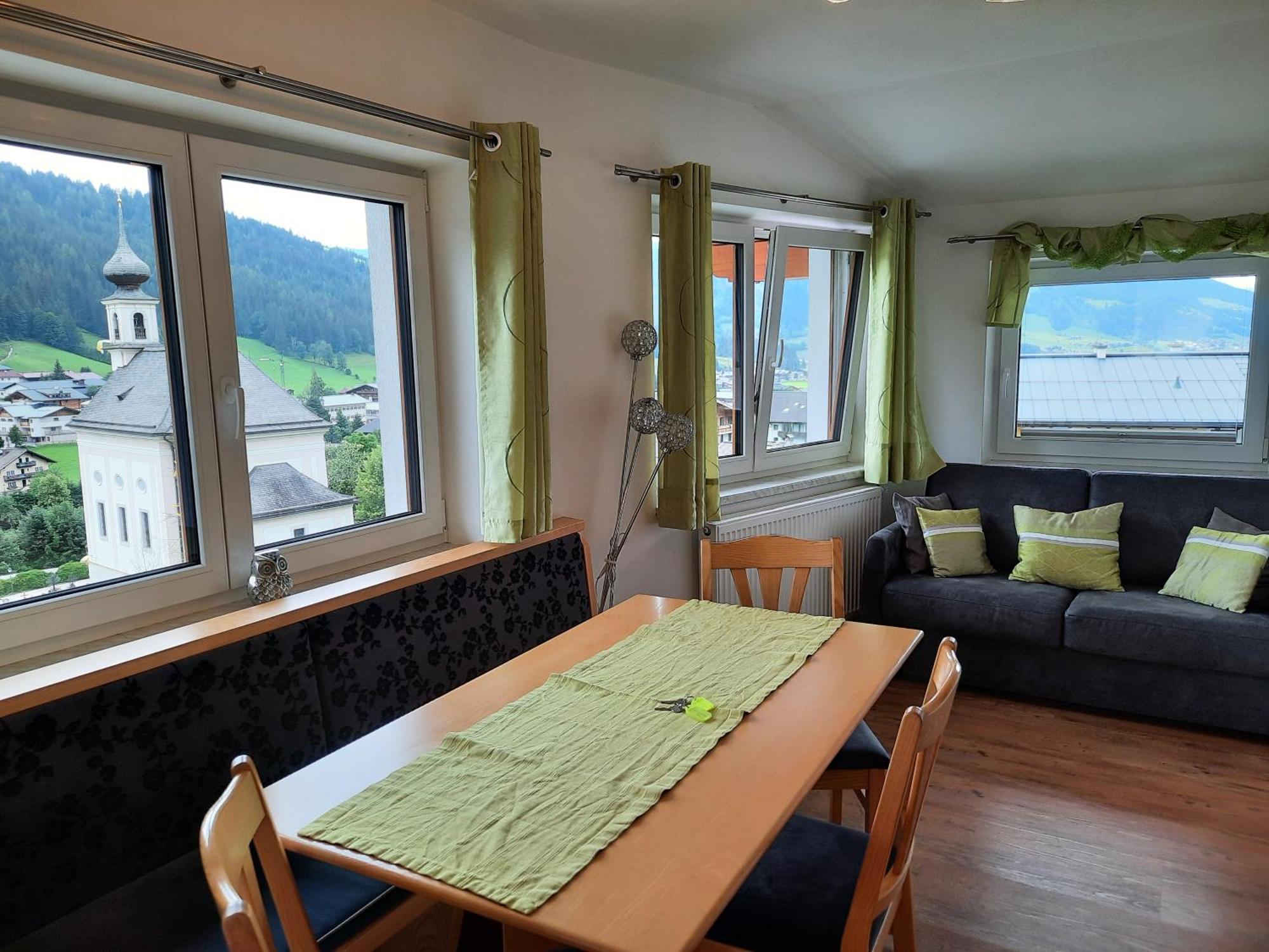 Haus Traninger Apartment ฟลาคเฮา ห้อง รูปภาพ